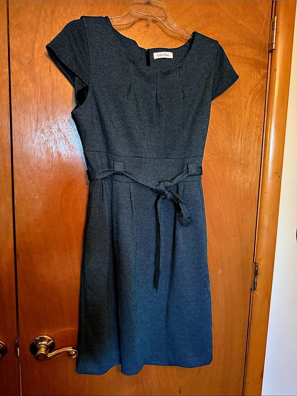 Calvin Klein Women's Geometric Midi Dress in Turquoise/ Black Like New